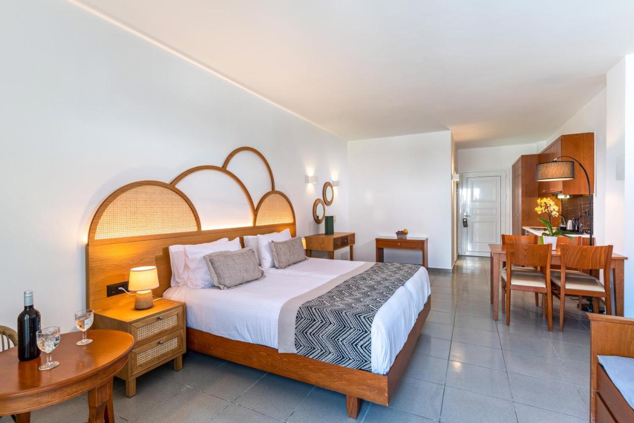 Delfina Boutique Hotel Paralia Kourna Экстерьер фото